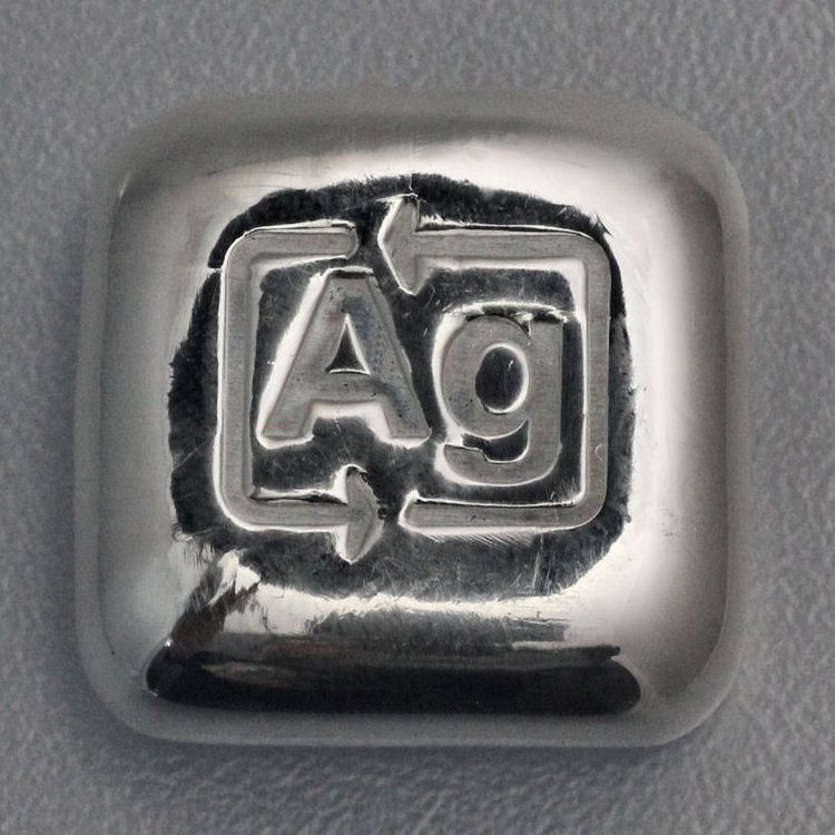 1oz ESG Recyclingsilber Barren Oberseite 1oz ESG Recyclingsilber Barren Oberseite